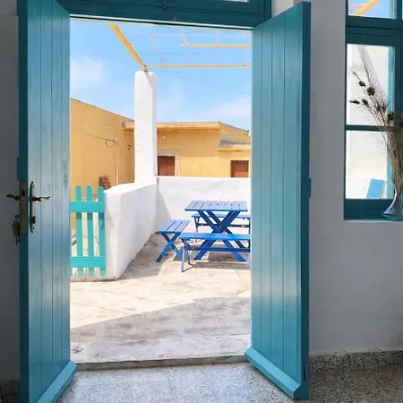 Kythira Stone House With Arch & Garden *